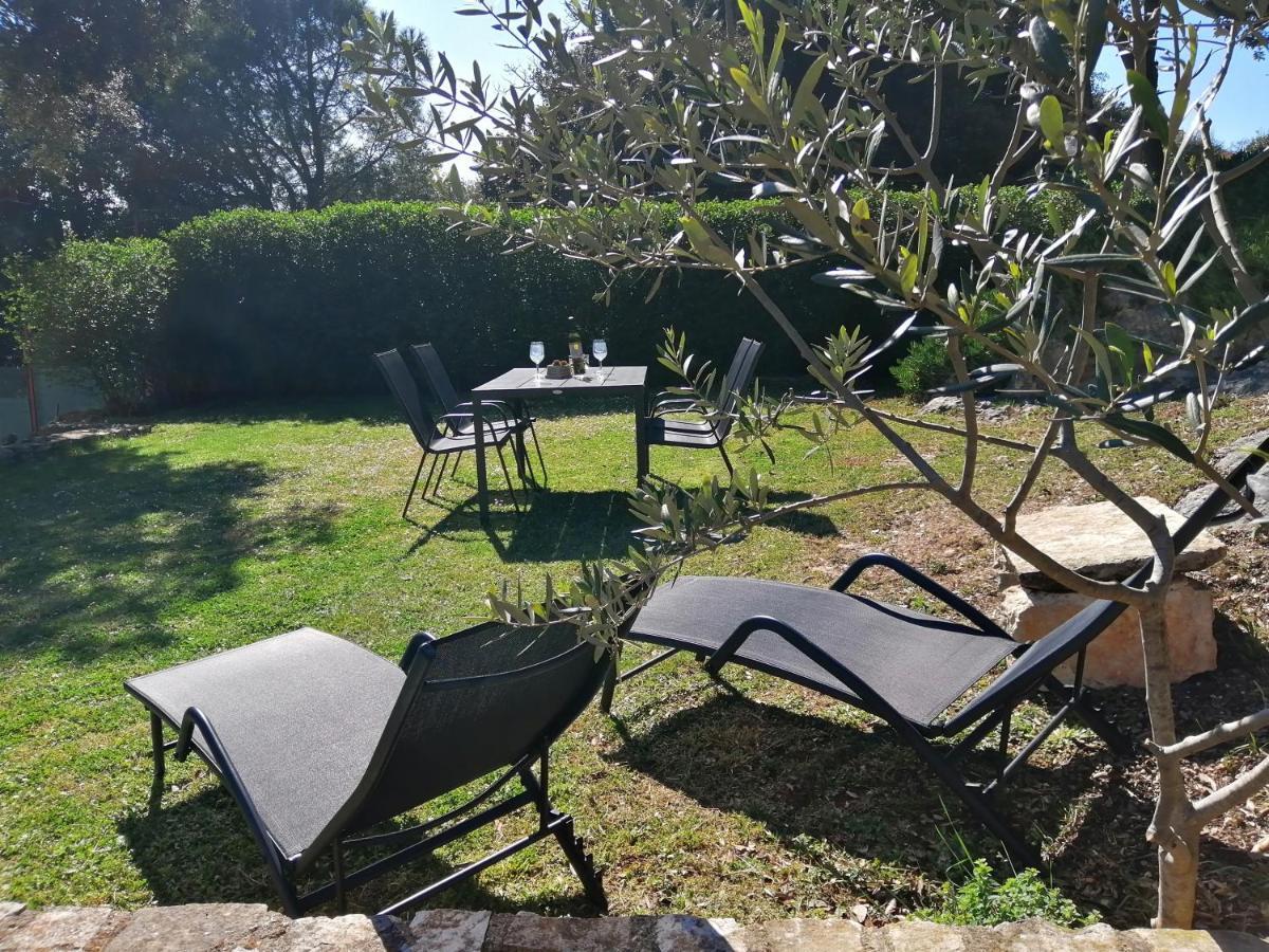 Apartamento Garden Pjescana Uvala Exterior foto