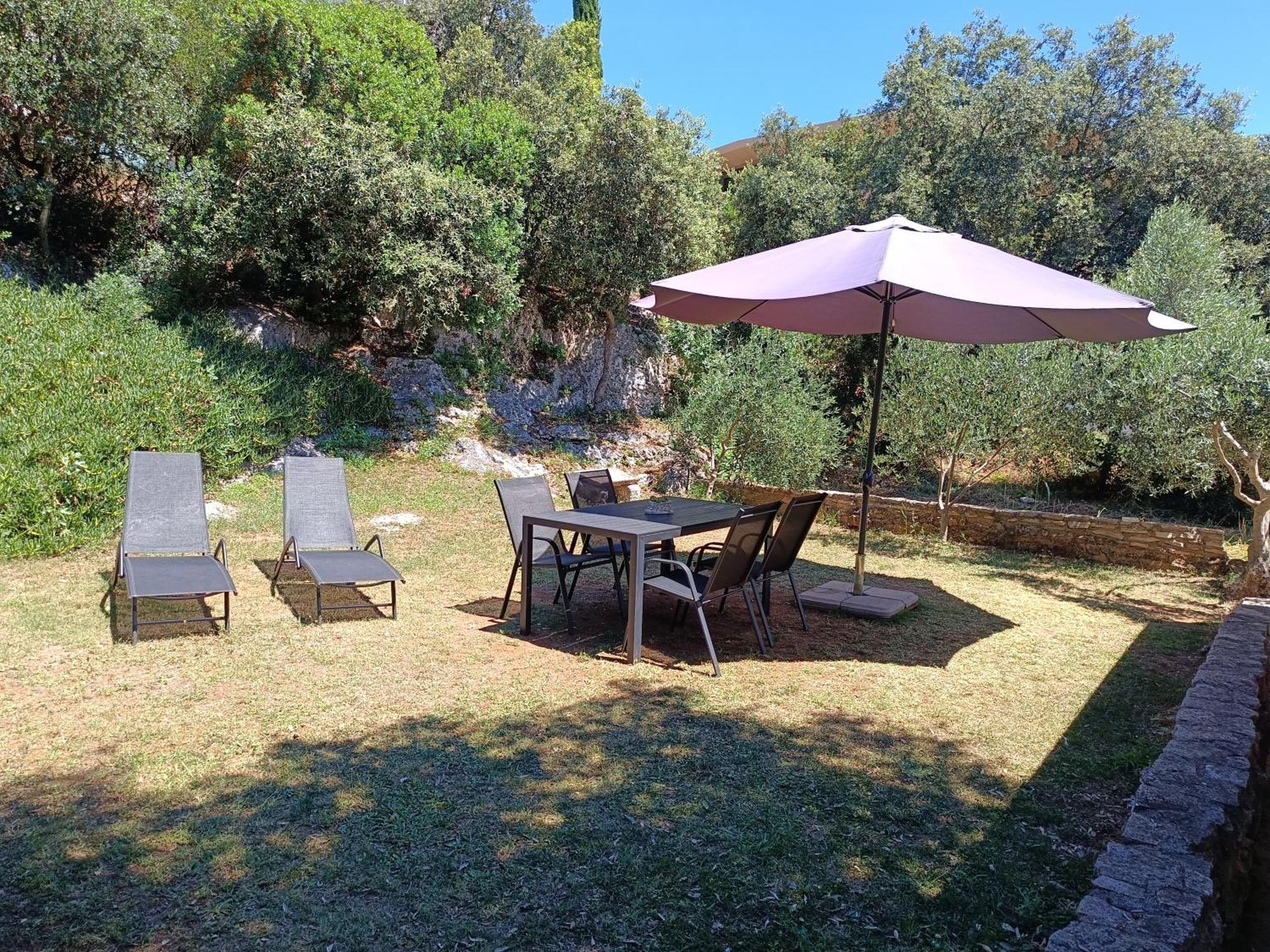 Apartamento Garden Pjescana Uvala Exterior foto