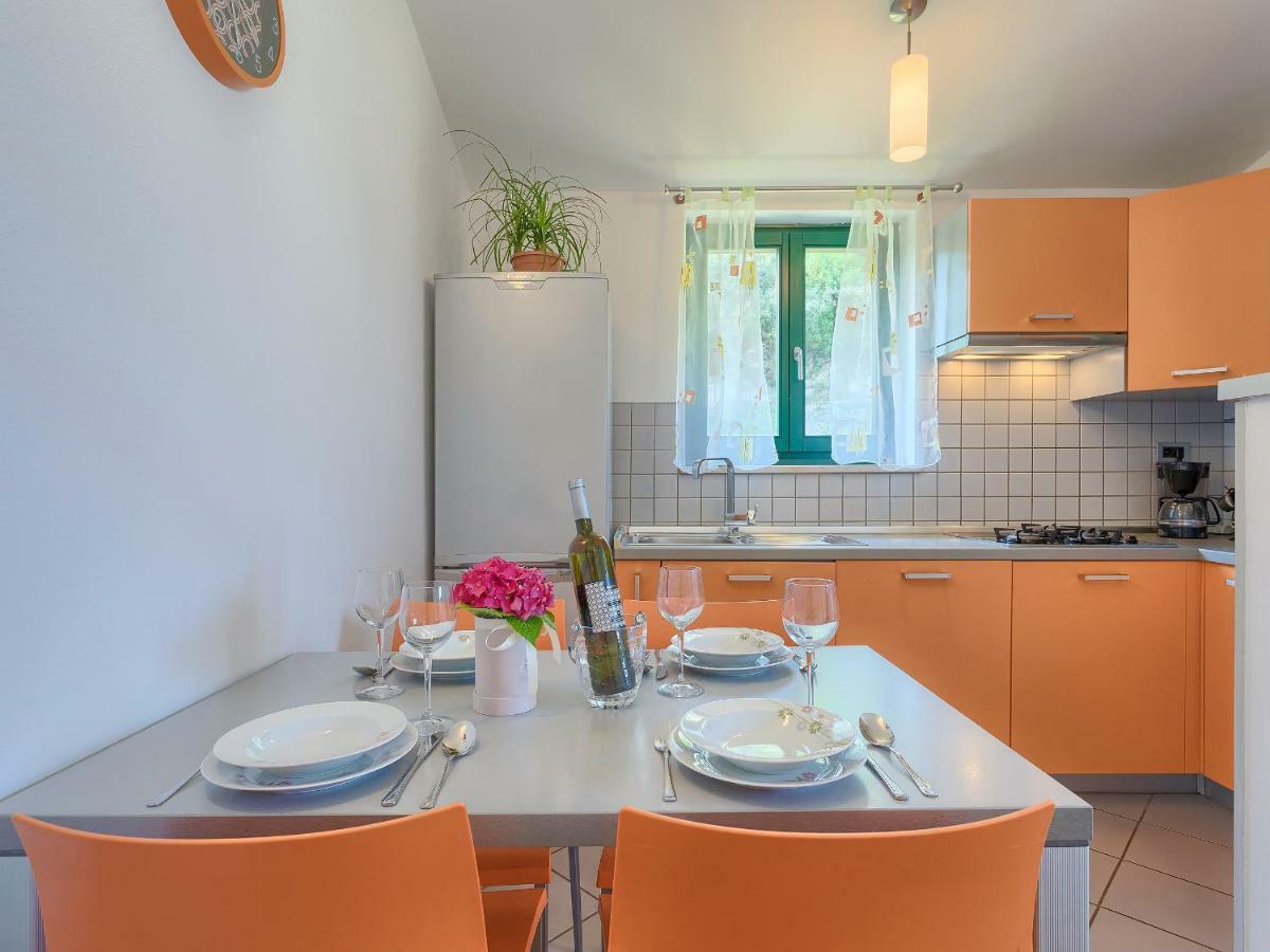 Apartamento Garden Pjescana Uvala Exterior foto