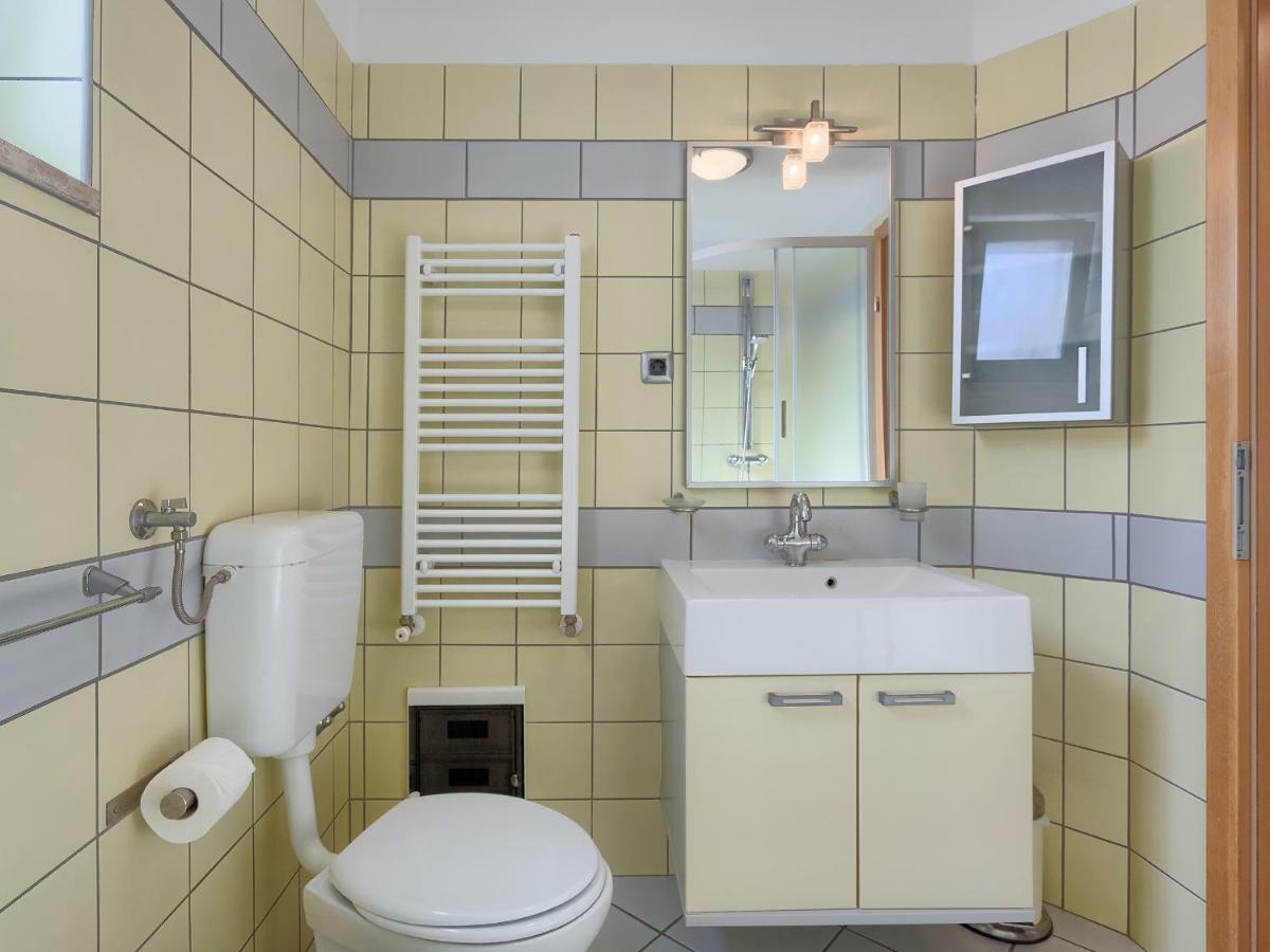 Apartamento Garden Pjescana Uvala Exterior foto