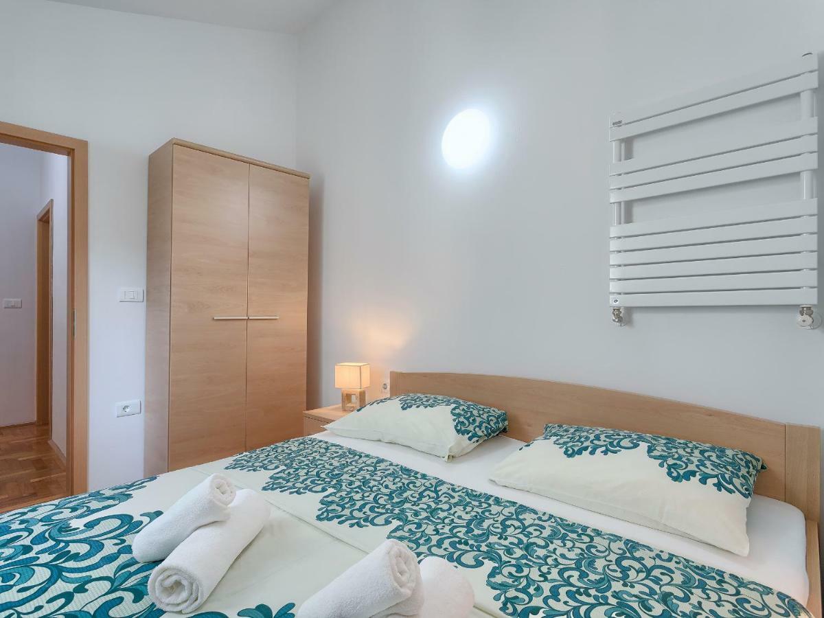 Apartamento Garden Pjescana Uvala Exterior foto
