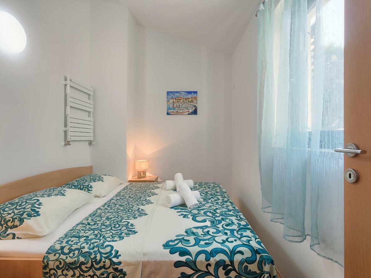 Apartamento Garden Pjescana Uvala Exterior foto